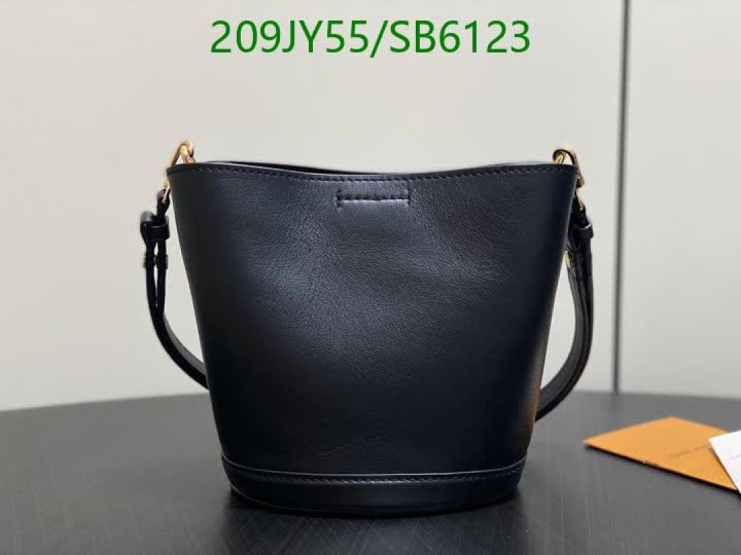 LV-Bag-Mirror Quality Code: SB6123 $: 209USD