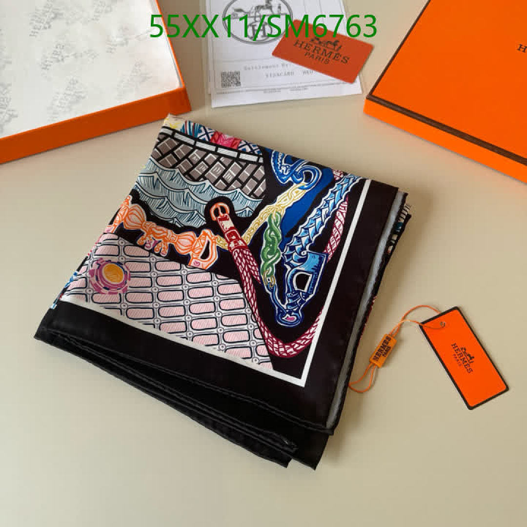 Hermes-Scarf Code: SM6763 $: 55USD