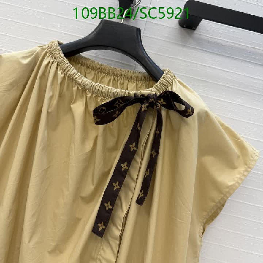 LV-Clothing Code: SC5921 $: 109USD