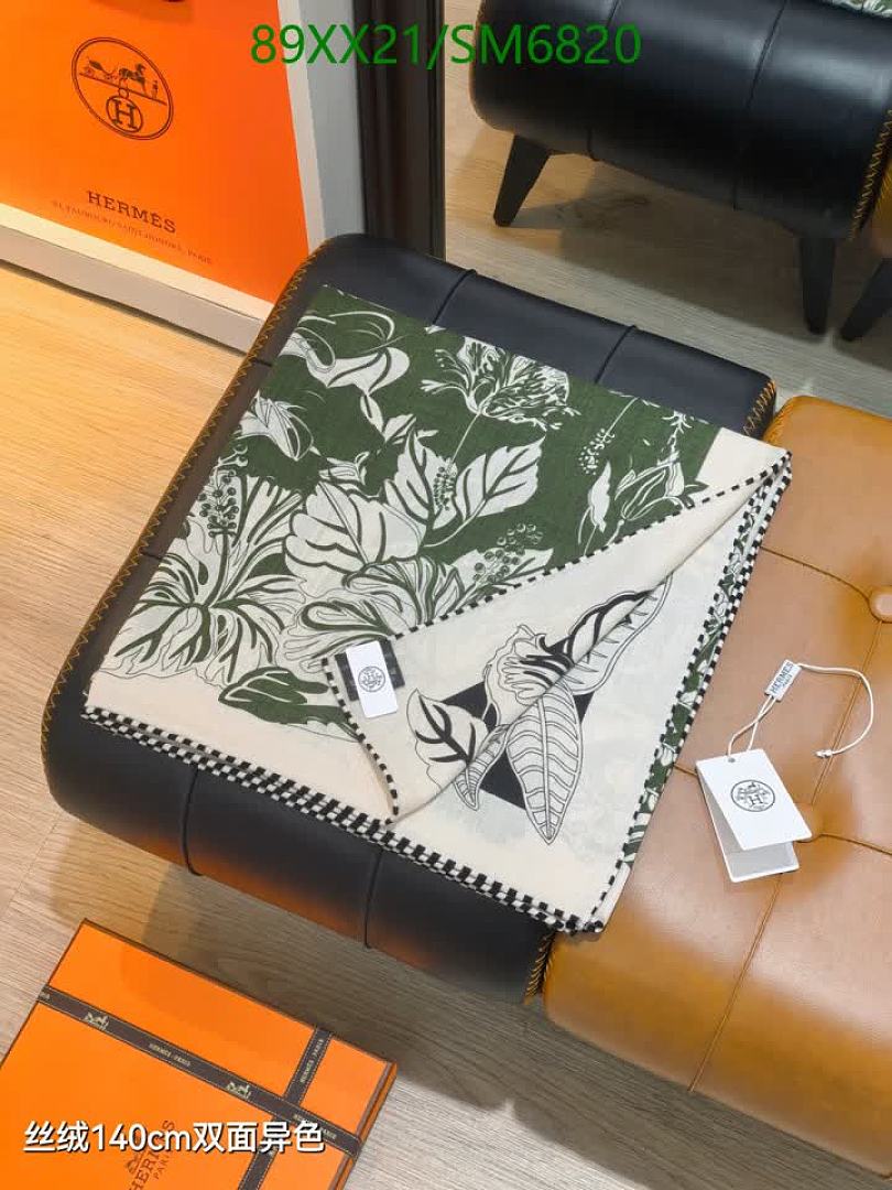 Hermes-Scarf Code: SM6820 $: 89USD