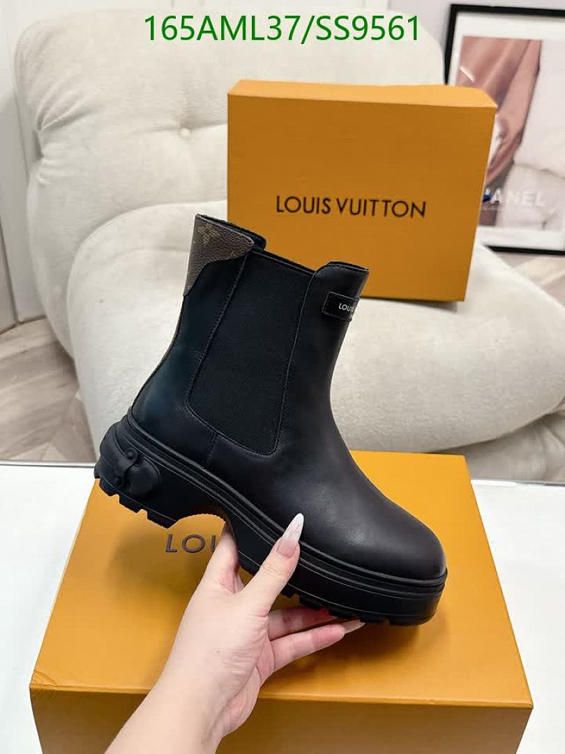 Boots-Women Shoes Code: SS9561 $: 165USD