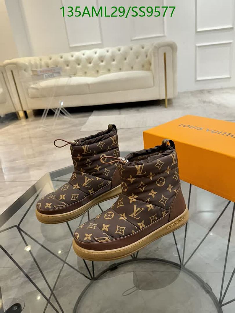 Boots-Women Shoes Code: SS9577 $: 135USD