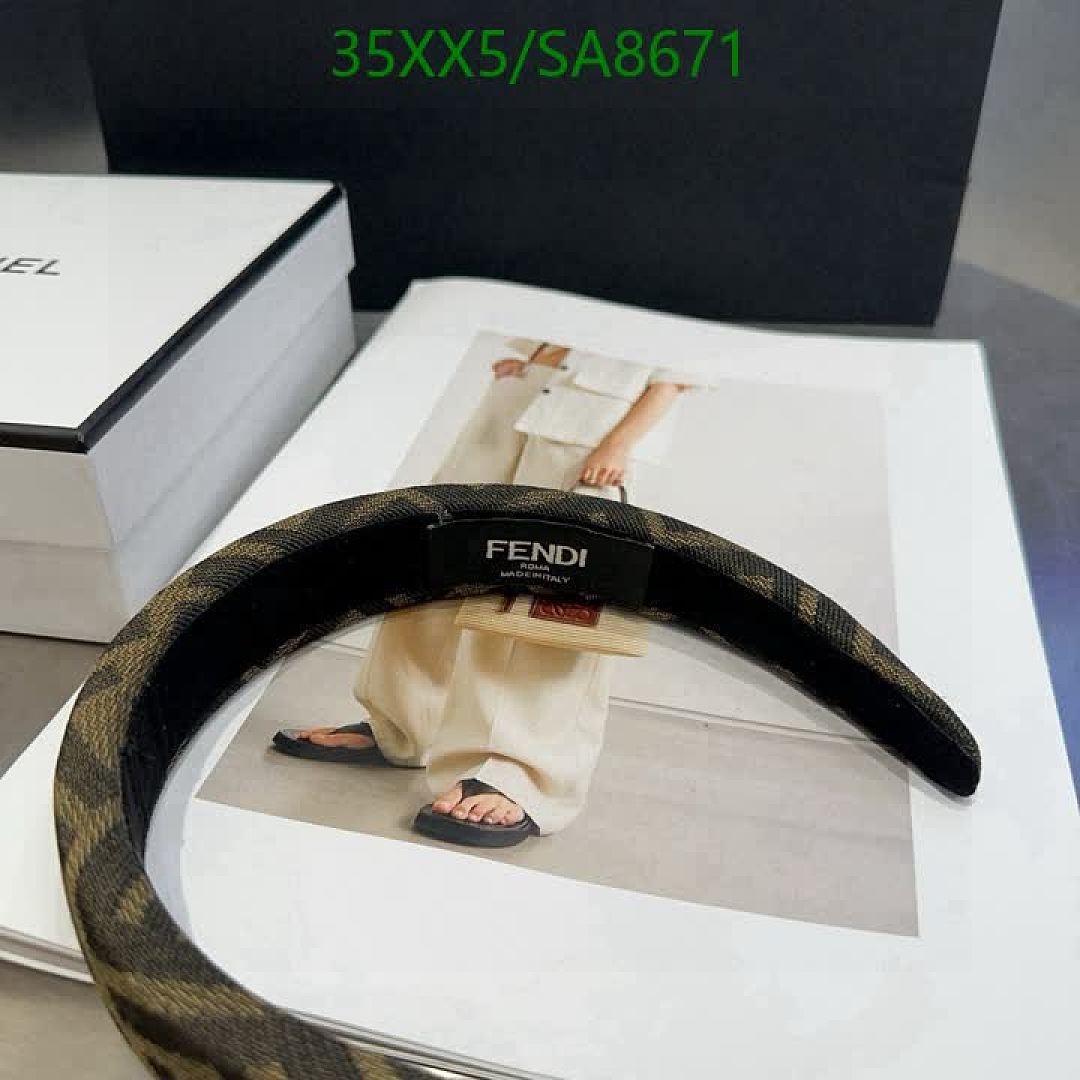 Fendi-Headband Code: SA8671 $: 35USD