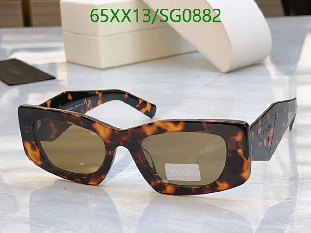 Prada-Glasses Code: SG0882 $: 65USD