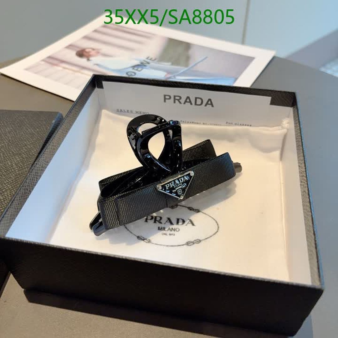 Prada-Headband Code: SA8805 $: 35USD