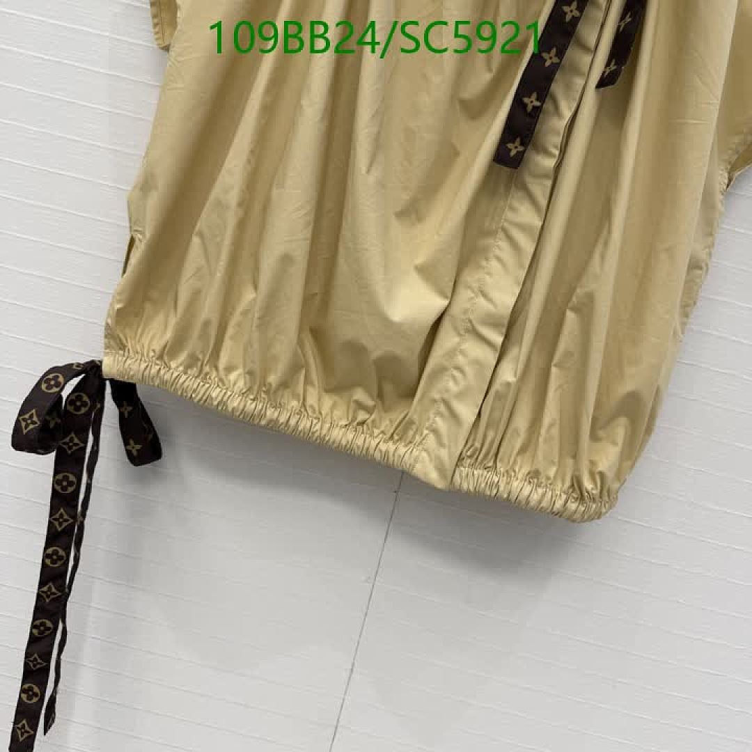 LV-Clothing Code: SC5921 $: 109USD
