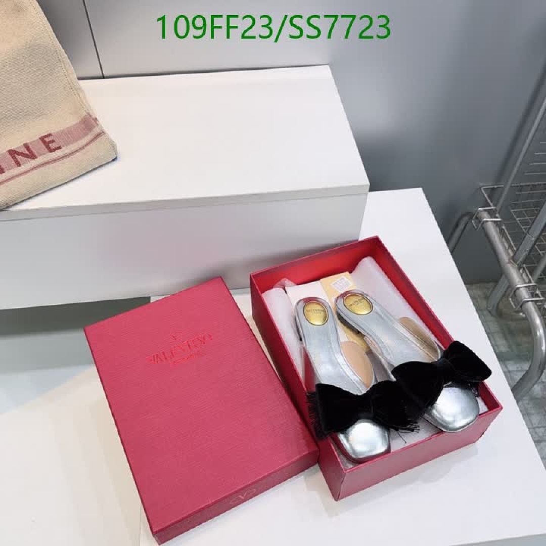 Valentino-Women Shoes Code: SS7723 $: 109USD