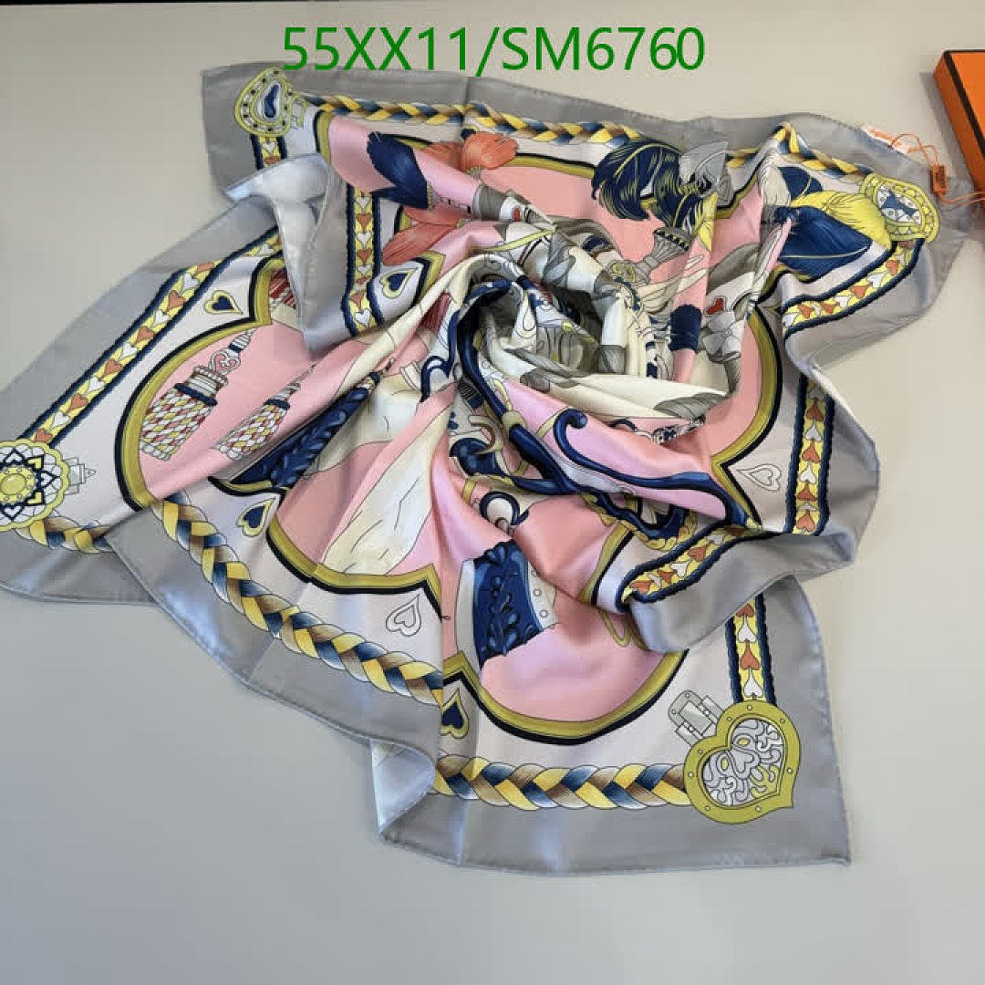 Hermes-Scarf Code: SM6760 $: 55USD