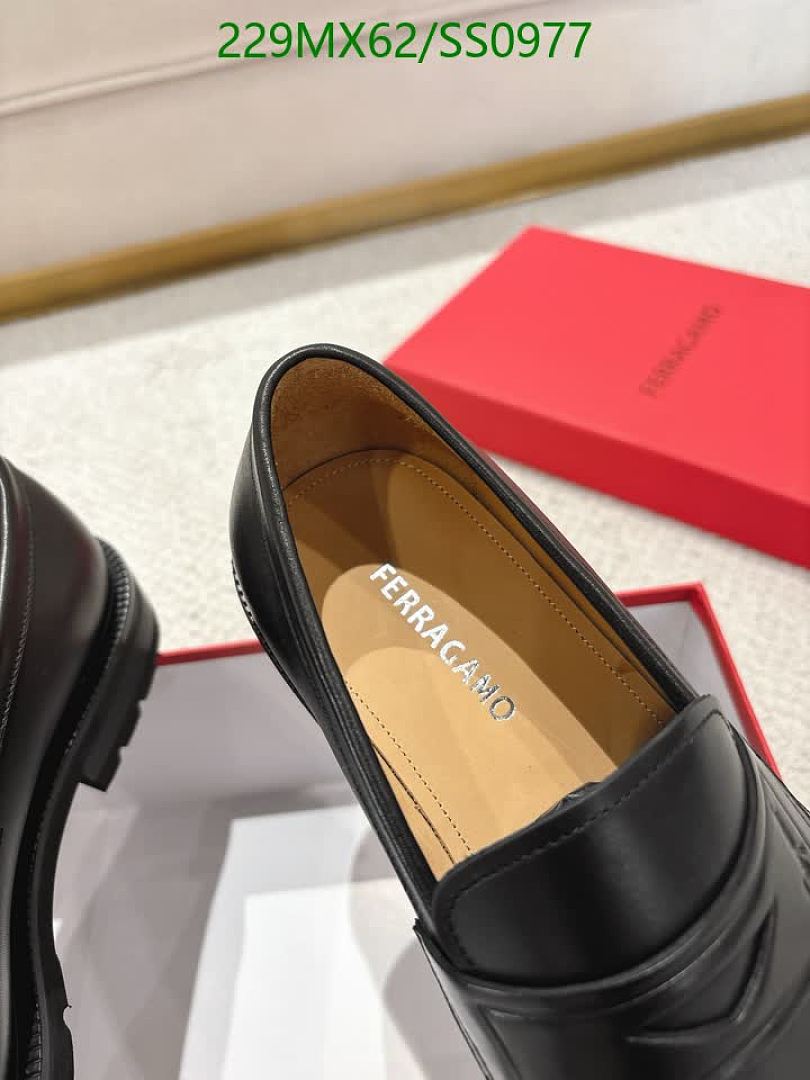 Ferragamo-Men shoes Code: SS0977 $: 229USD