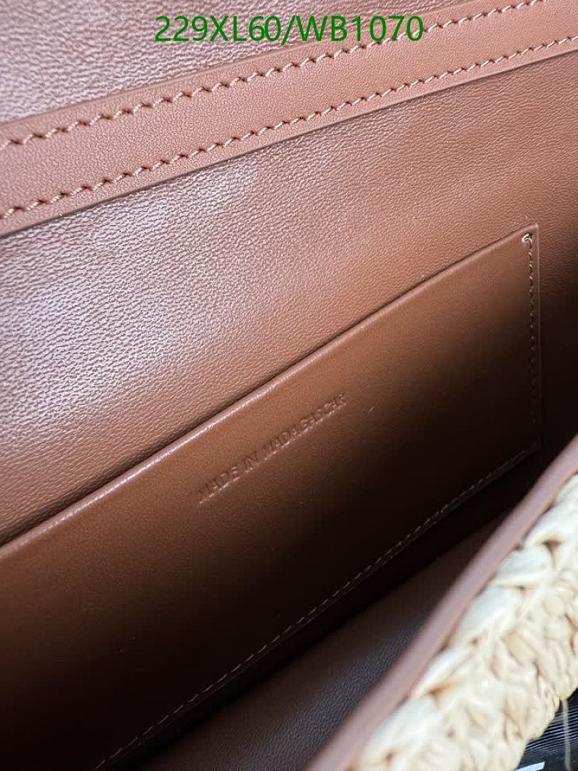 Celine-Bag-Mirror Quality Code: WB1070 $: 229USD