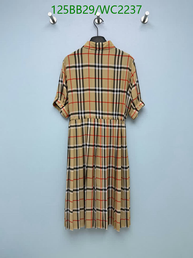 Burberry-Clothing Code: WC2237 $: 125USD