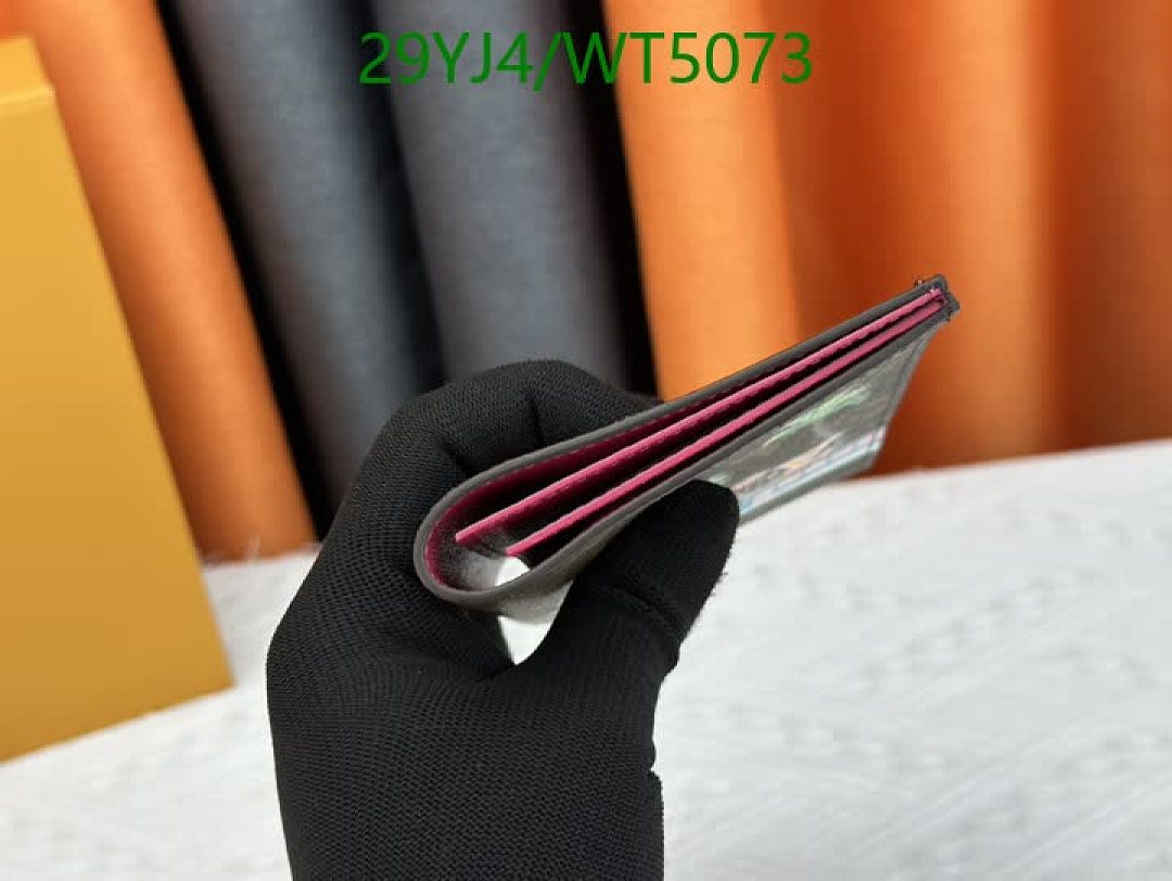LV-Wallet-4A Quality Code: WT5073 $: 29USD