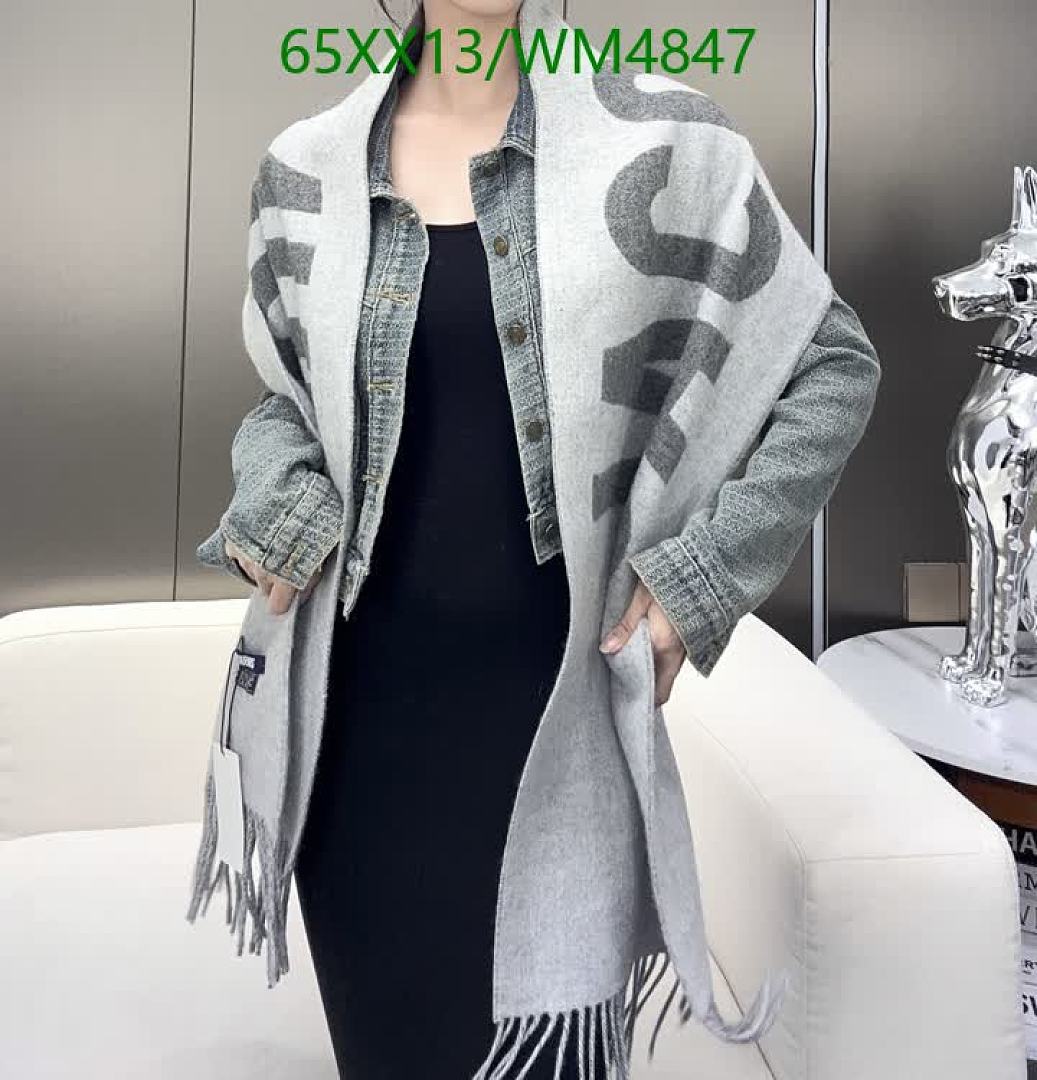 Jacquemus-Scarf Code: WM4847 $: 65USD