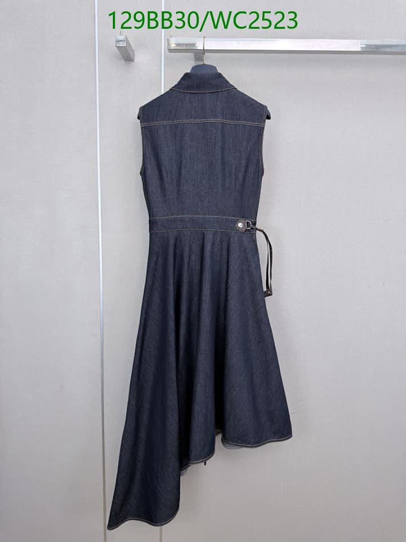 LV-Clothing Code: WC2523 $: 129USD