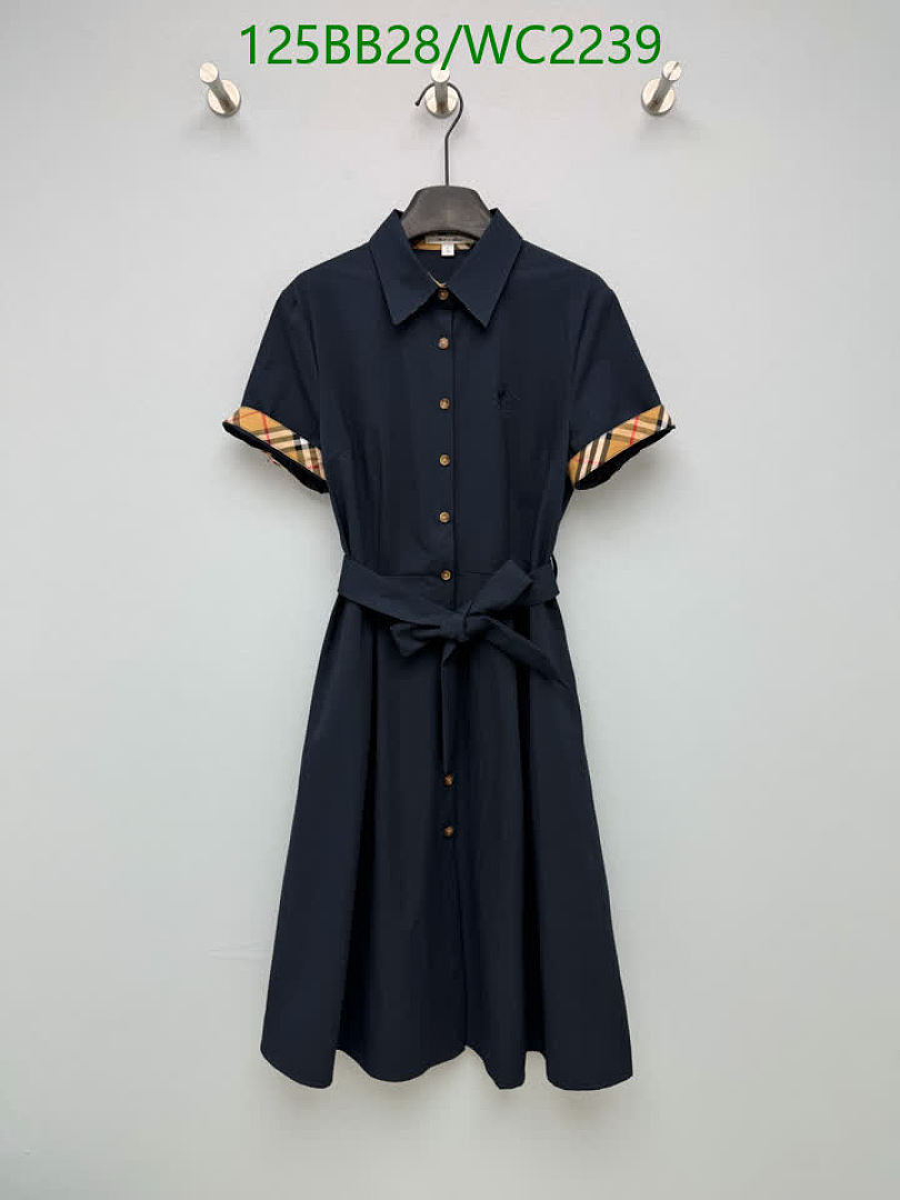 Burberry-Clothing Code: WC2239 $: 125USD