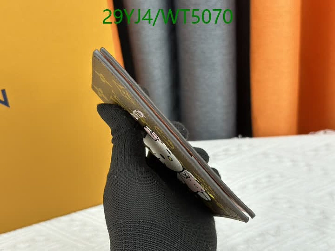 LV-Wallet-4A Quality Code: WT5070 $: 29USD