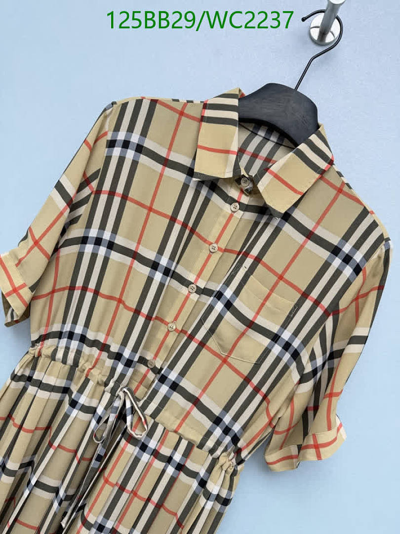 Burberry-Clothing Code: WC2237 $: 125USD