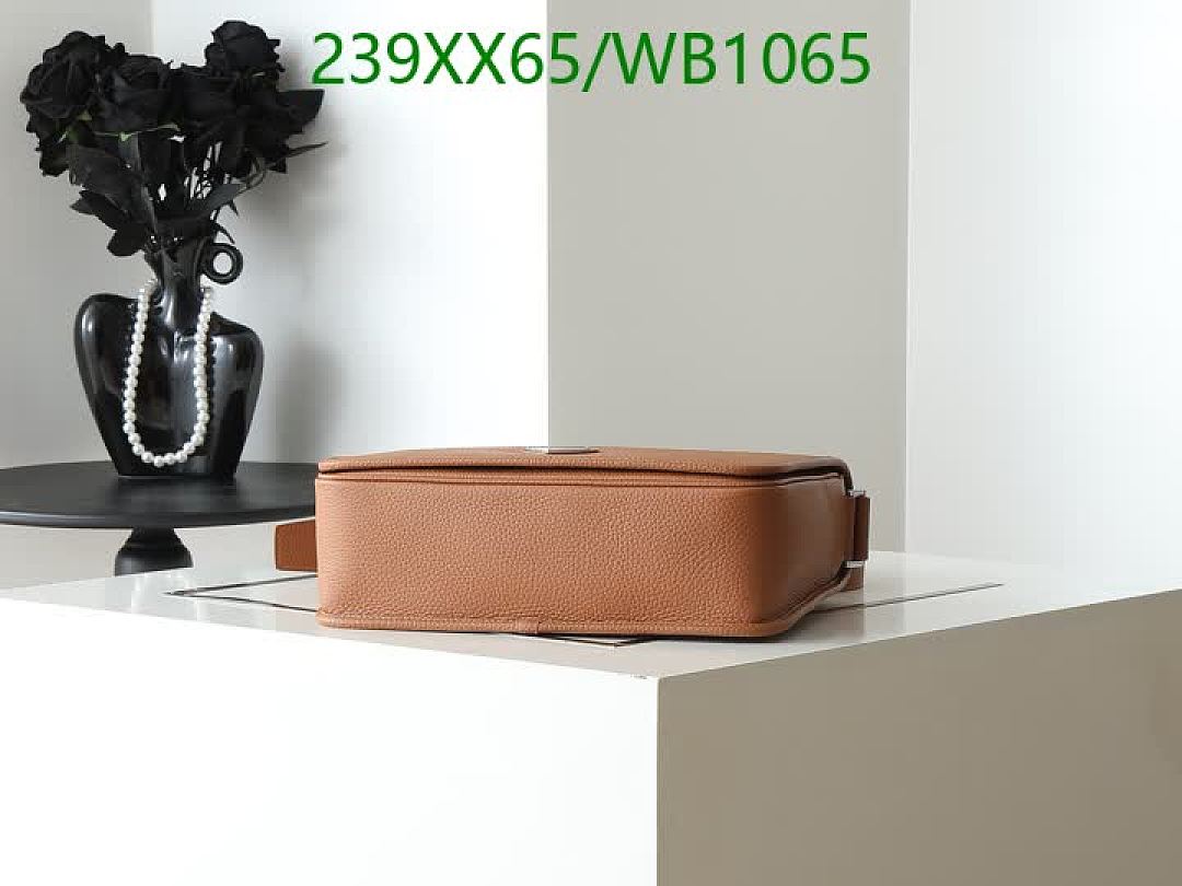 Prada-Bag-Mirror Quality Code: WB1065 $: 239USD