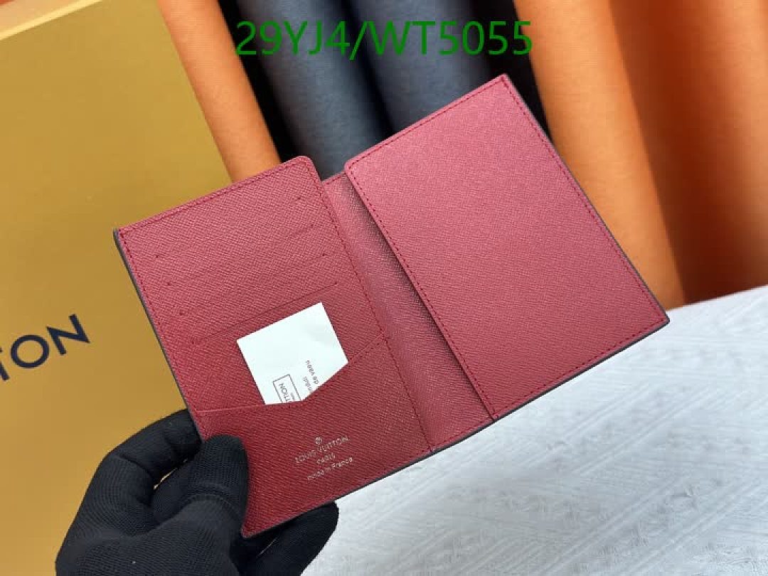 LV-Wallet-4A Quality Code: WT5055 $: 29USD