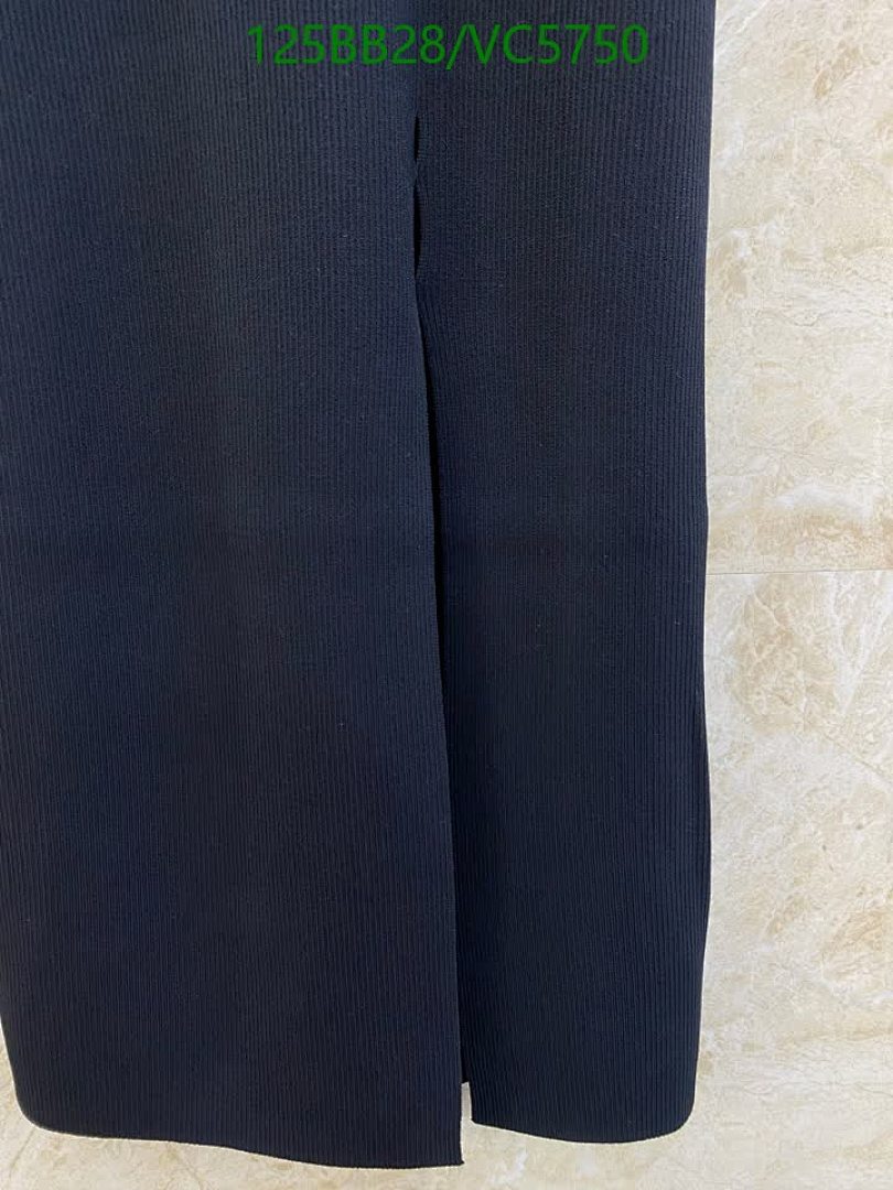 Balmain-Clothing Code: VC5750 $: 125USD