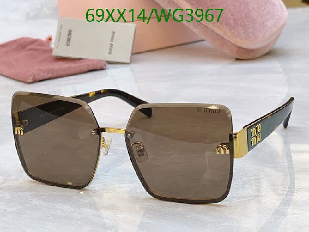 Miu Miu-Glasses Code: WG3967 $: 69USD