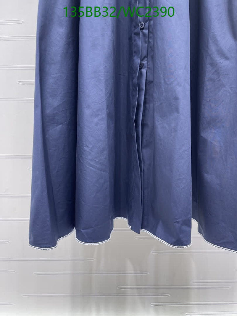 Dior-Clothing Code: WC2390 $: 135USD