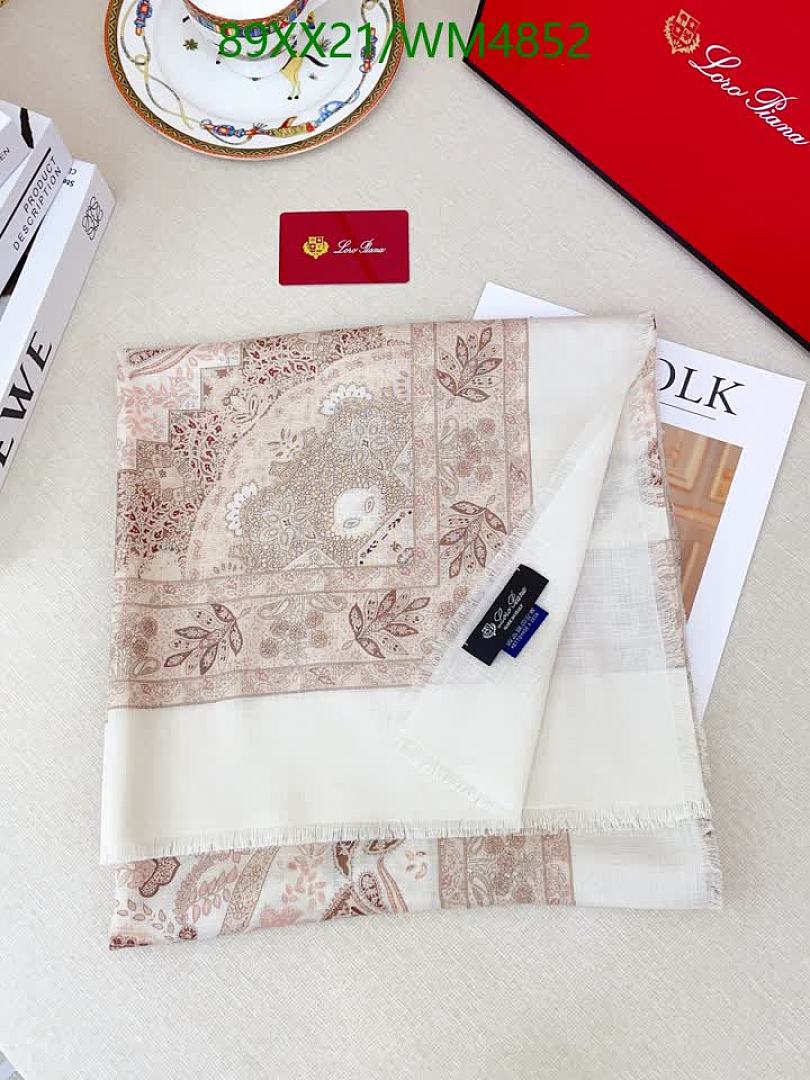 Loro Piana-Scarf Code: WM4852 $: 89USD