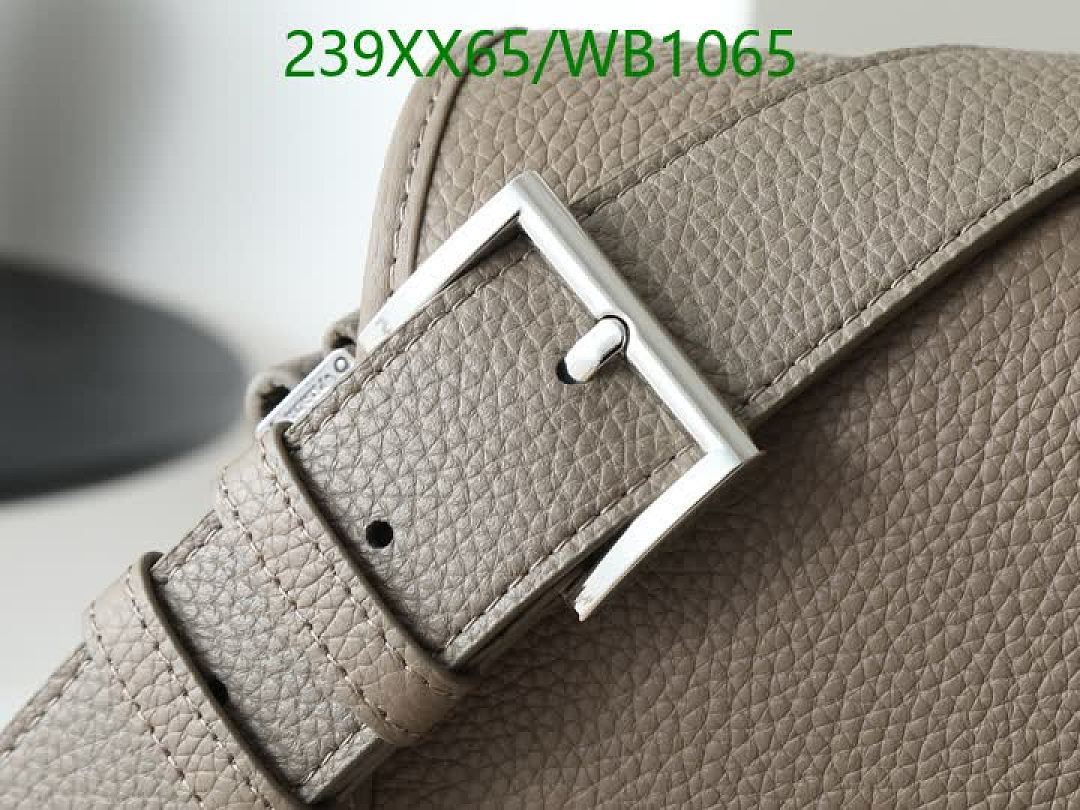Prada-Bag-Mirror Quality Code: WB1065 $: 239USD
