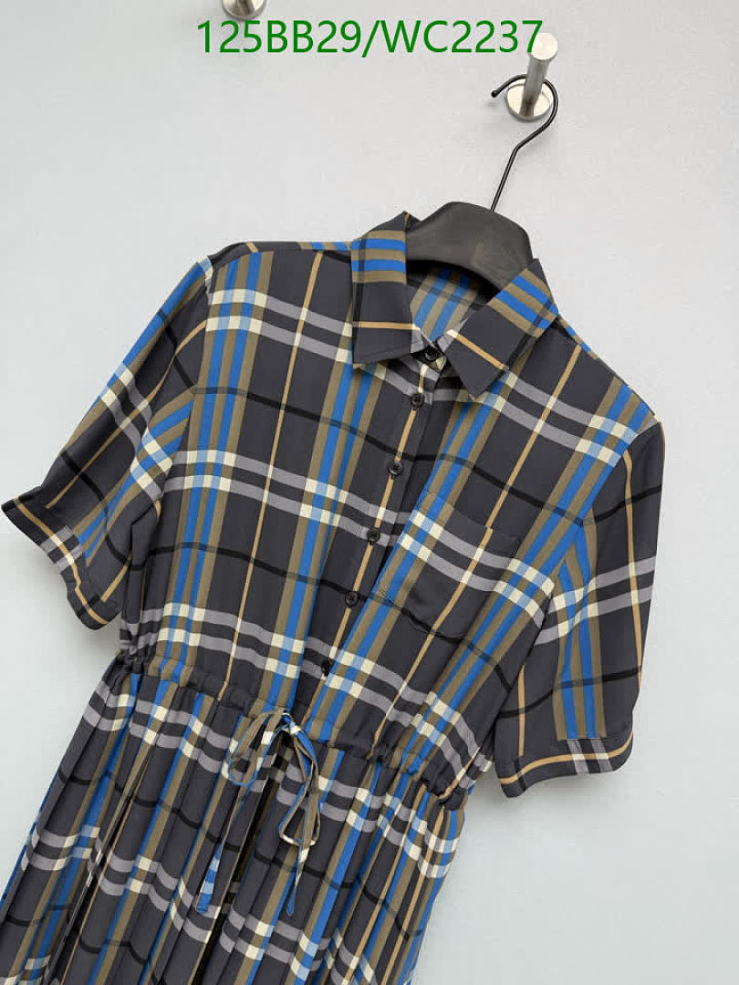 Burberry-Clothing Code: WC2237 $: 125USD