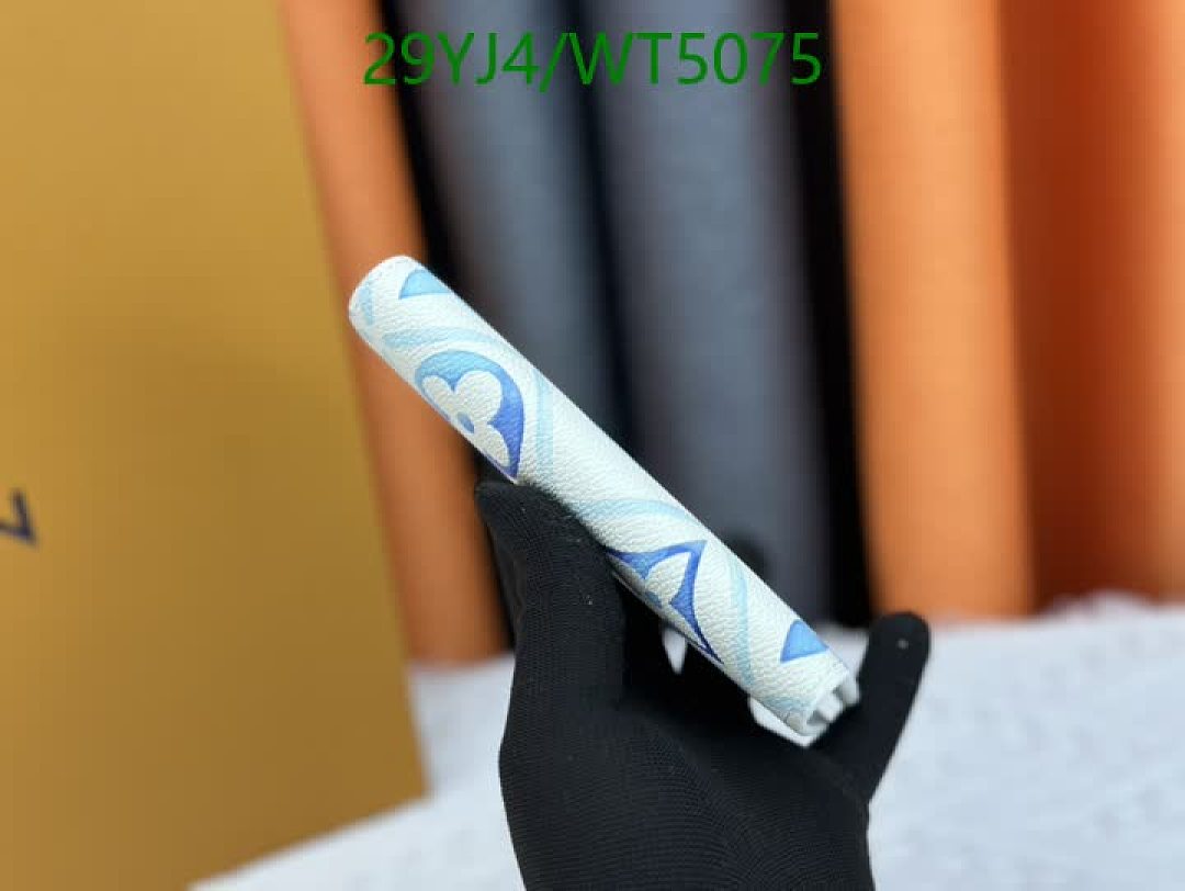 LV-Wallet-4A Quality Code: WT5075 $: 29USD