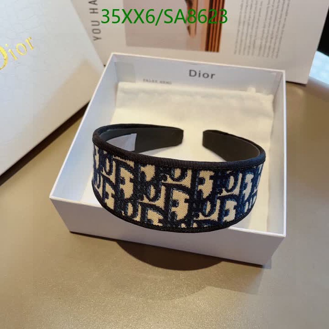 Dior-Headband Code: SA8623 $: 35USD