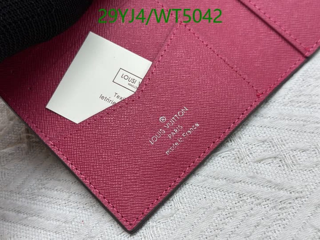 LV-Wallet-4A Quality Code: WT5042 $: 29USD