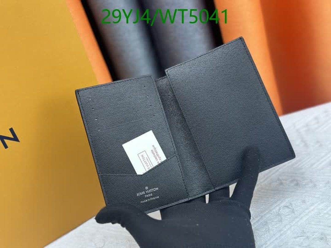 LV-Wallet-4A Quality Code: WT5041 $: 29USD