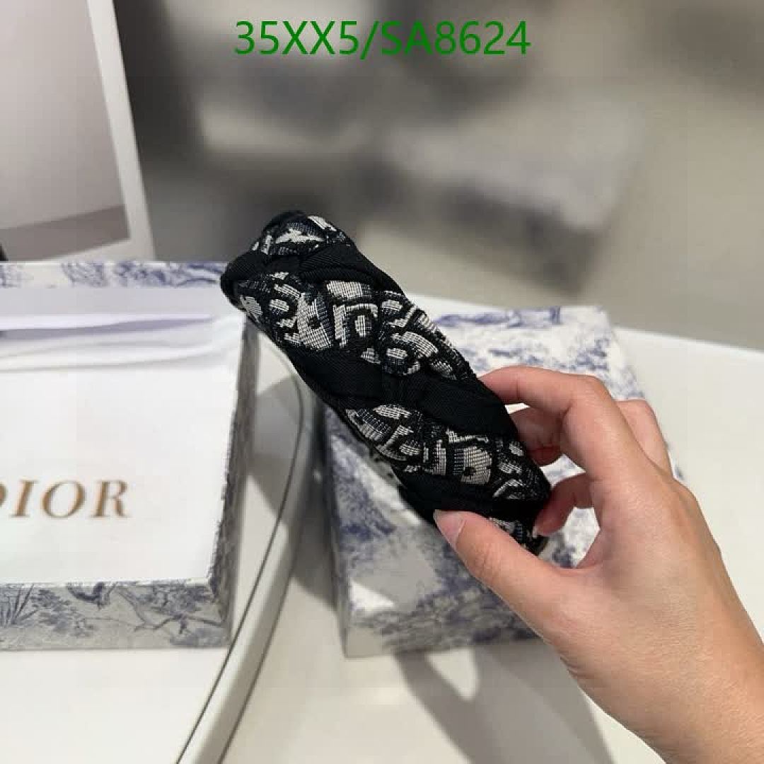 Dior-Headband Code: SA8624 $: 35USD