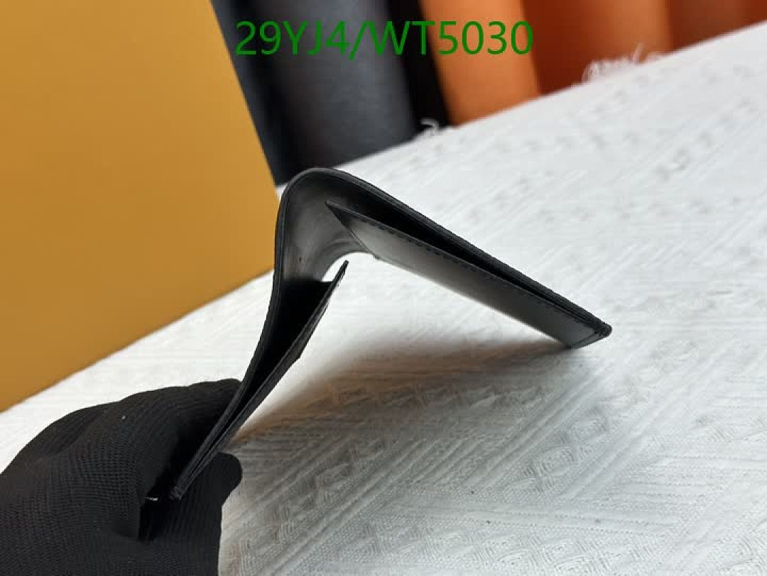 LV-Wallet-4A Quality Code: WT5030 $: 29USD