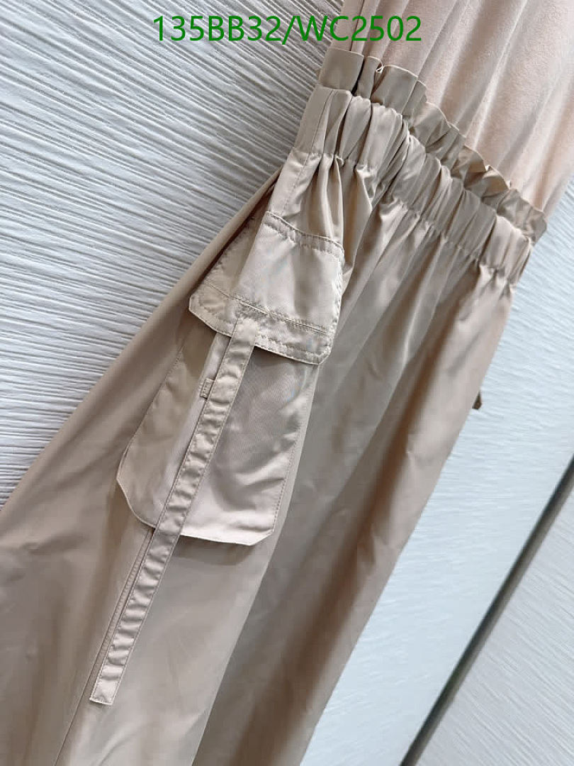 LV-Clothing Code: WC2502 $: 135USD