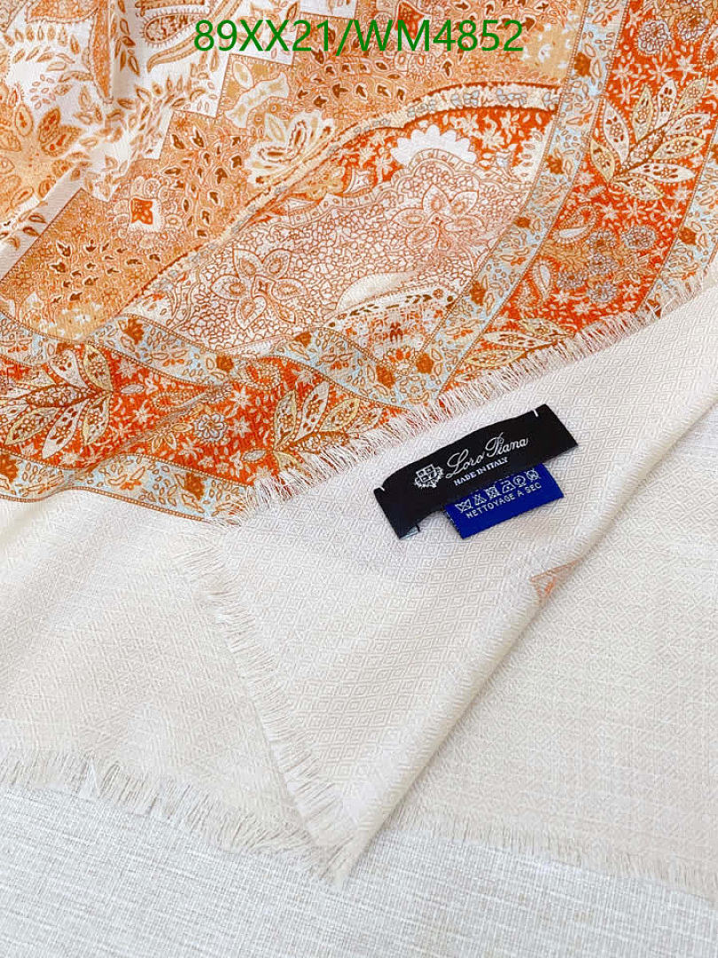 Loro Piana-Scarf Code: WM4852 $: 89USD