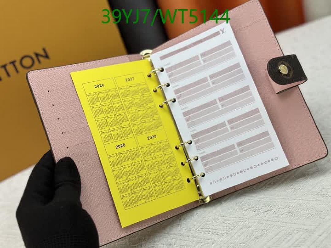 LV-Wallet-4A Quality Code: WT5144 $: 39USD