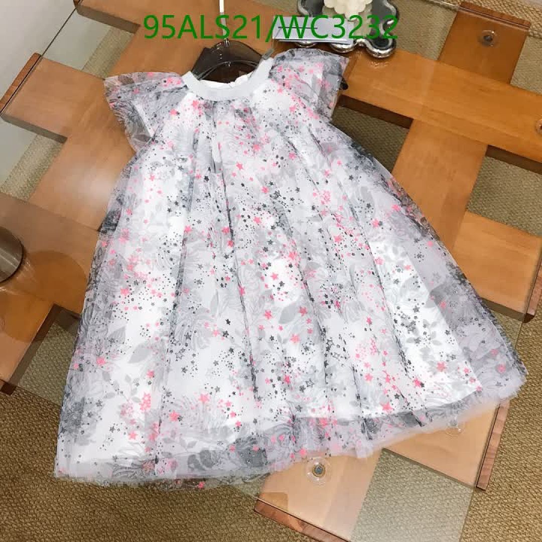 Dior-Kids clothing Code: WC3232 $: 95USD