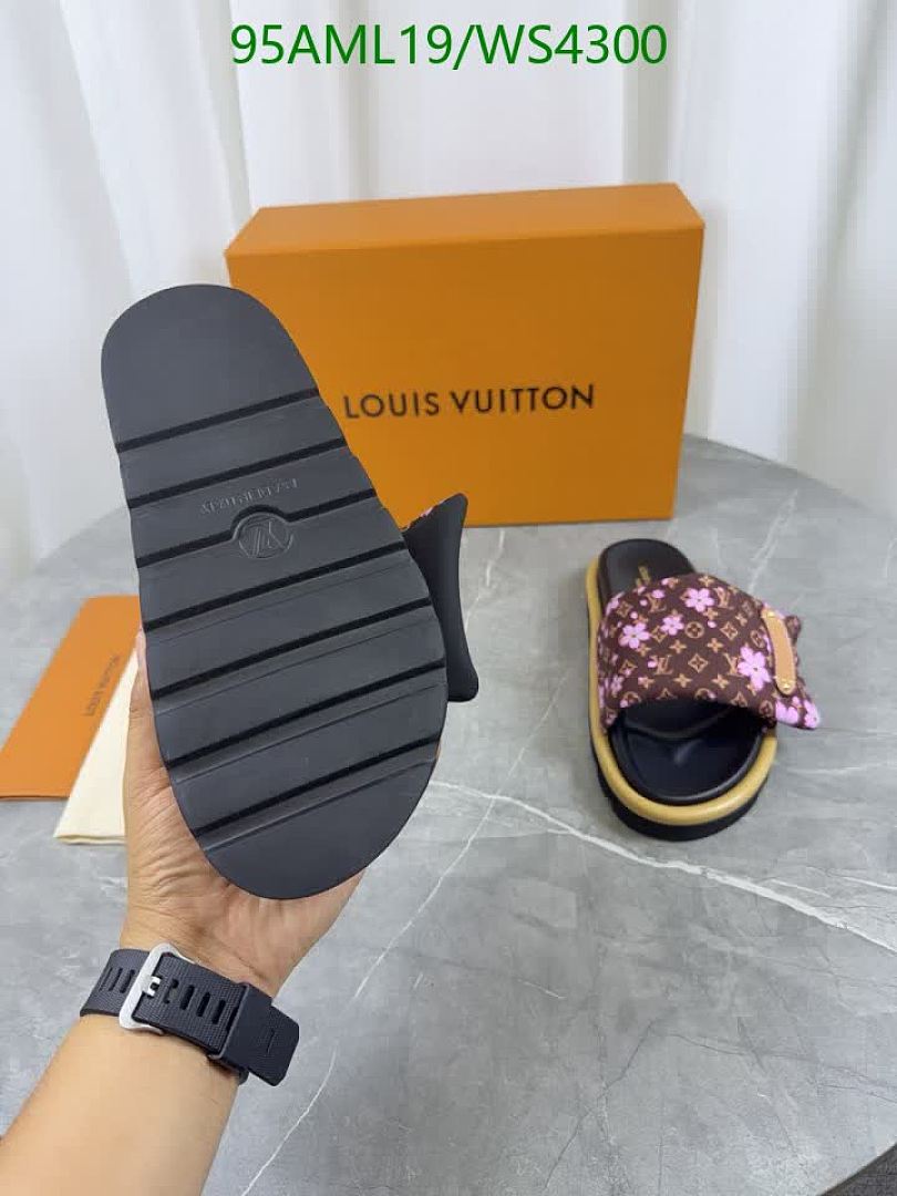 LV-Men shoes Code: WS4300 $: 95USD