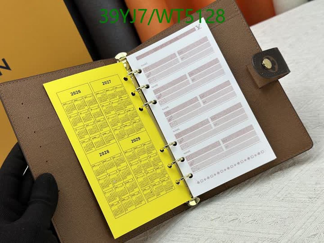 LV-Wallet-4A Quality Code: WT5128 $: 39USD