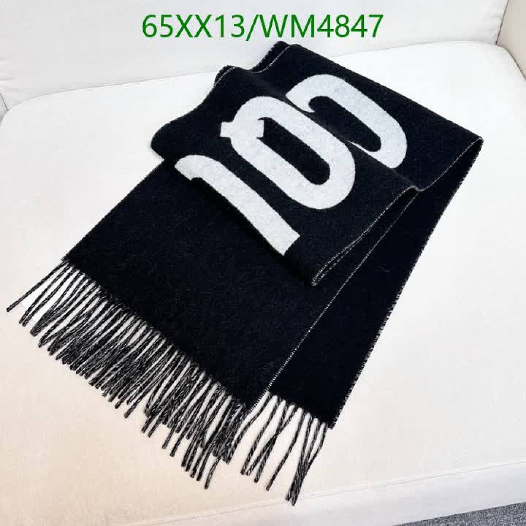Jacquemus-Scarf Code: WM4847 $: 65USD