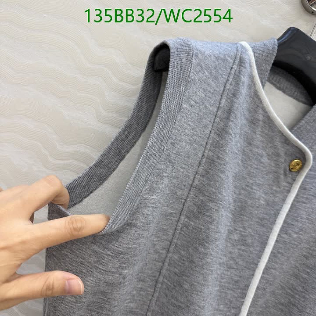 LV-Clothing Code: WC2554 $: 135USD