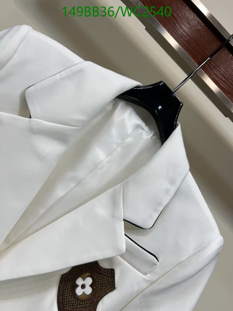 LV-Clothing Code: WC2540 $: 149USD