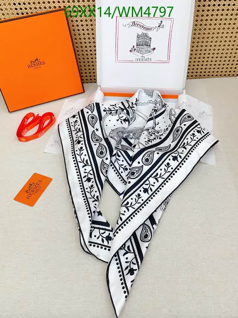 Hermes-Scarf Code: WM4797 $: 69USD