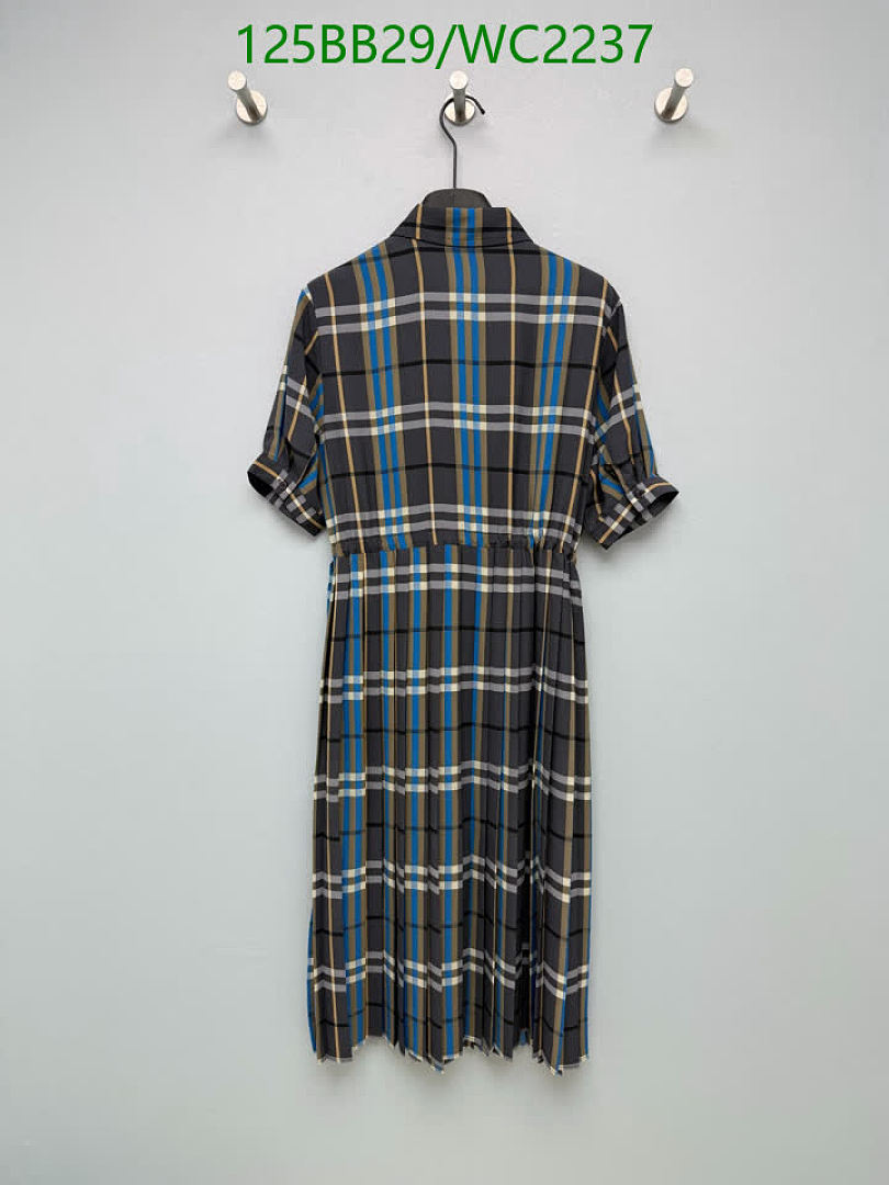 Burberry-Clothing Code: WC2237 $: 125USD