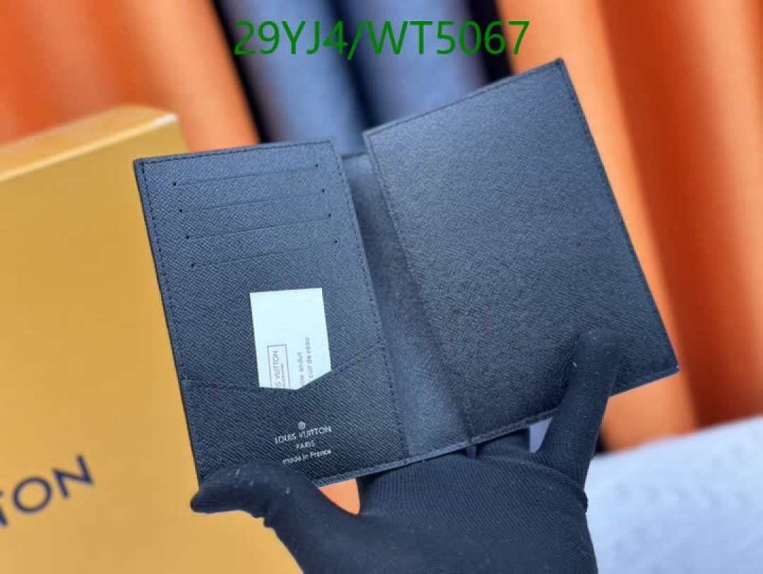 LV-Wallet-4A Quality Code: WT5067 $: 29USD