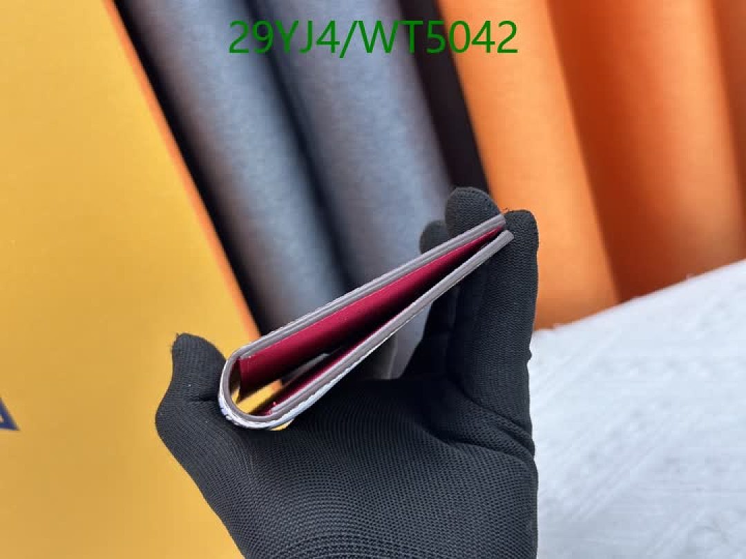 LV-Wallet-4A Quality Code: WT5042 $: 29USD