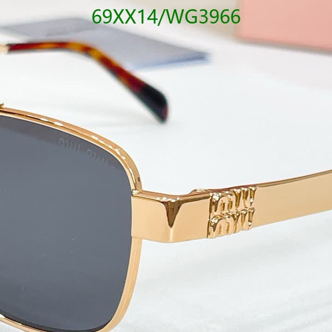 Miu Miu-Glasses Code: WG3966 $: 69USD