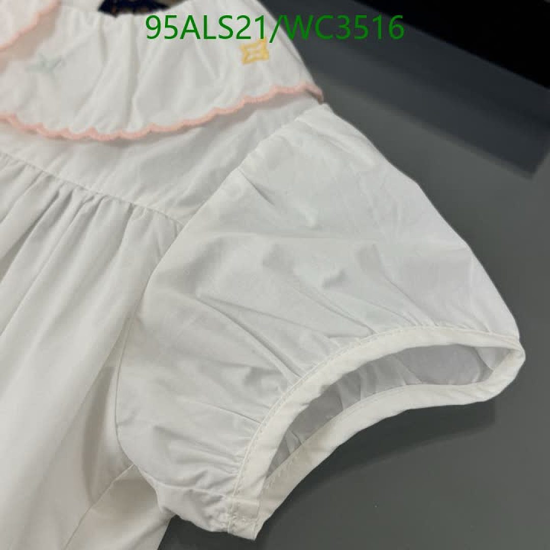 LV-Kids Clothing Code: WC3516 $: 95USD